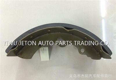 三菱FUSO CANTER刹车蹄MC889515 M 性能特点与选购指南